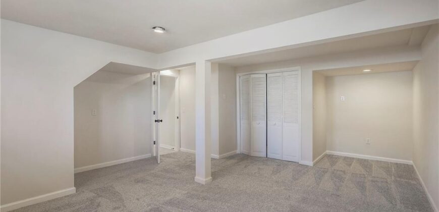 9844 N Cherry Street, Kansas City, MO 64155