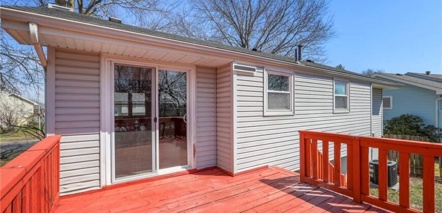 9844 N Cherry Street, Kansas City, MO 64155