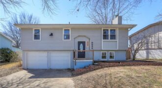 9844 N Cherry Street, Kansas City, MO 64155