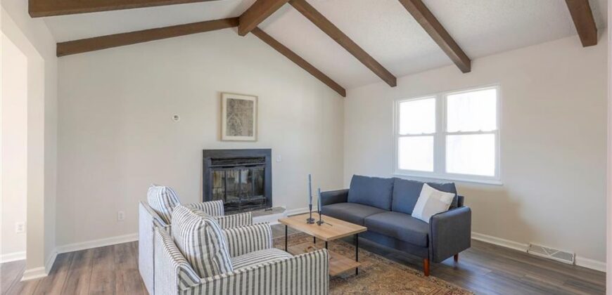 9844 N Cherry Street, Kansas City, MO 64155