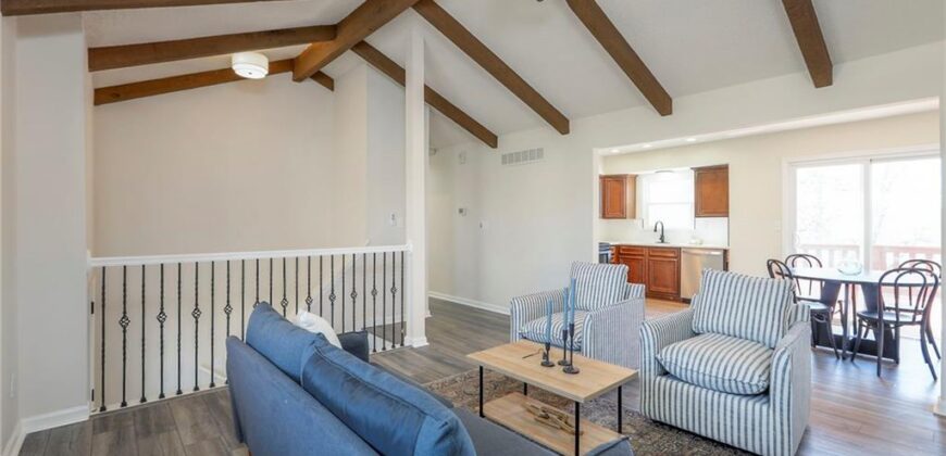 9844 N Cherry Street, Kansas City, MO 64155