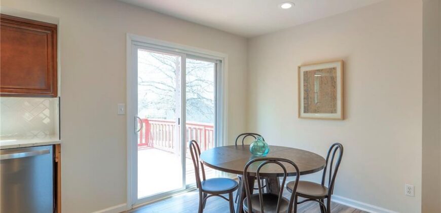 9844 N Cherry Street, Kansas City, MO 64155