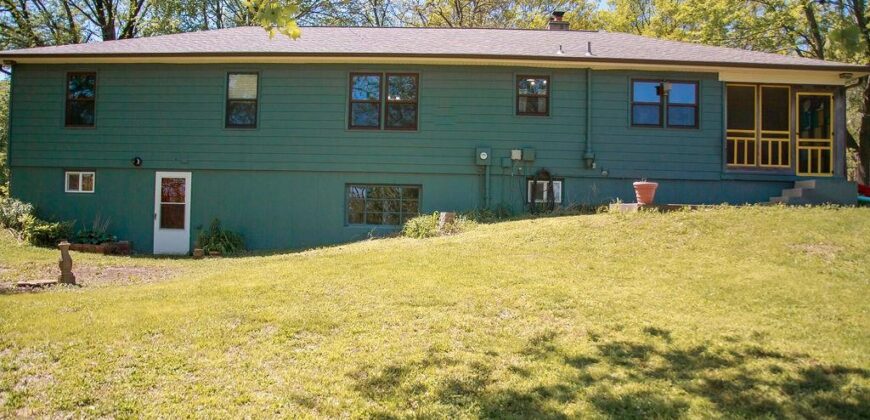 545 JEFFERSON Circle, Liberty, MO 64068