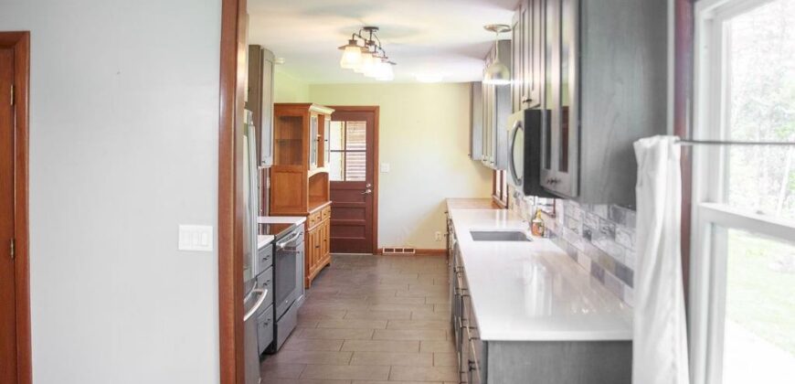 545 JEFFERSON Circle, Liberty, MO 64068