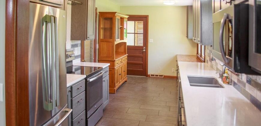 545 JEFFERSON Circle, Liberty, MO 64068