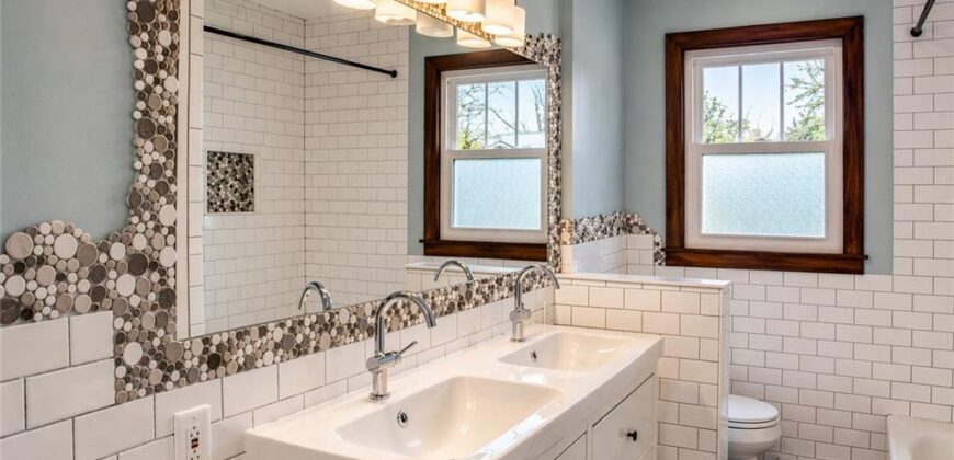 545 JEFFERSON Circle, Liberty, MO 64068