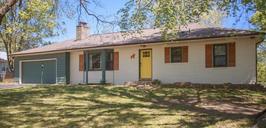 545 JEFFERSON Circle, Liberty, MO 64068