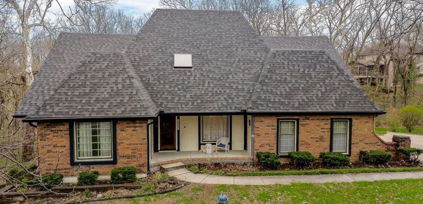 7317 N Nevada Avenue, Parkville, MO 64152