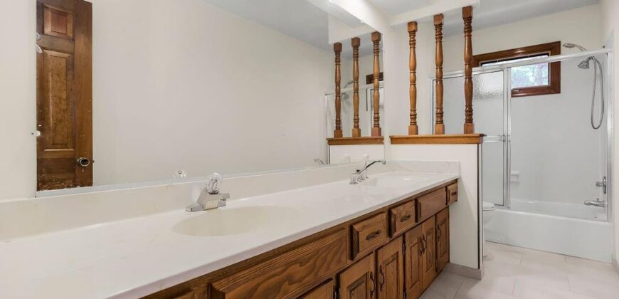 7317 N Nevada Avenue, Parkville, MO 64152