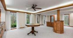 7317 N Nevada Avenue, Parkville, MO 64152