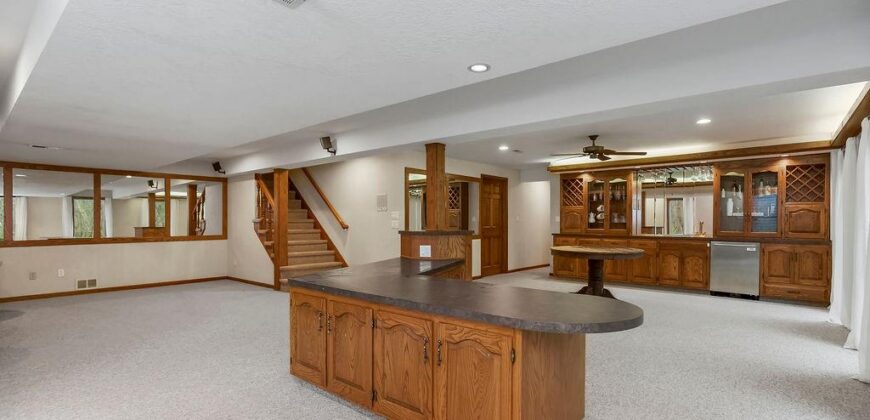 7317 N Nevada Avenue, Parkville, MO 64152