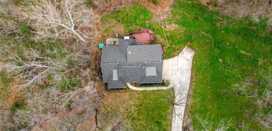 7317 N Nevada Avenue, Parkville, MO 64152