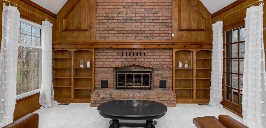 7317 N Nevada Avenue, Parkville, MO 64152