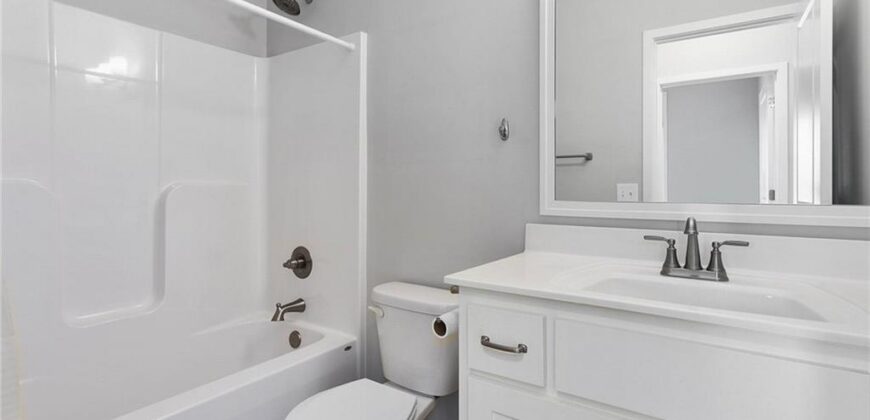 717 Riverwood Drive, Liberty, MO 64068