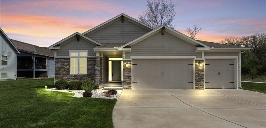 717 Riverwood Drive, Liberty, MO 64068