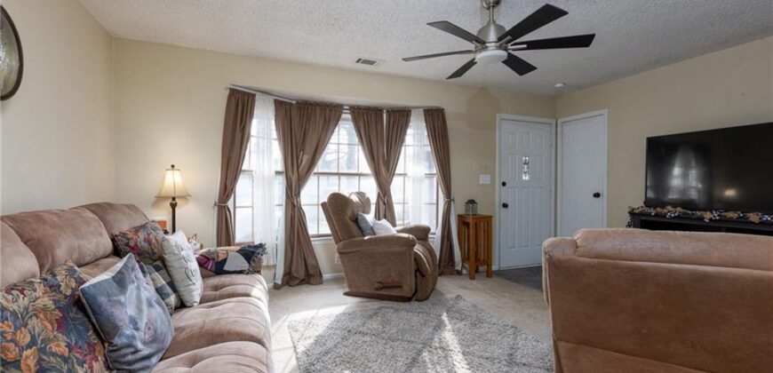 5304 N Michigan Avenue, Kansas City, MO 64118