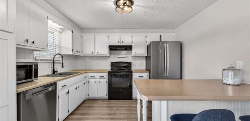 600 NE 114th Street, Kansas City, MO 64155