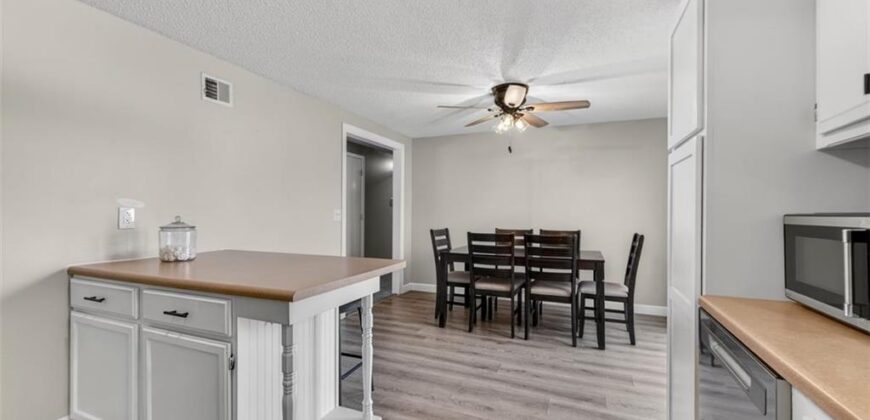 600 NE 114th Street, Kansas City, MO 64155