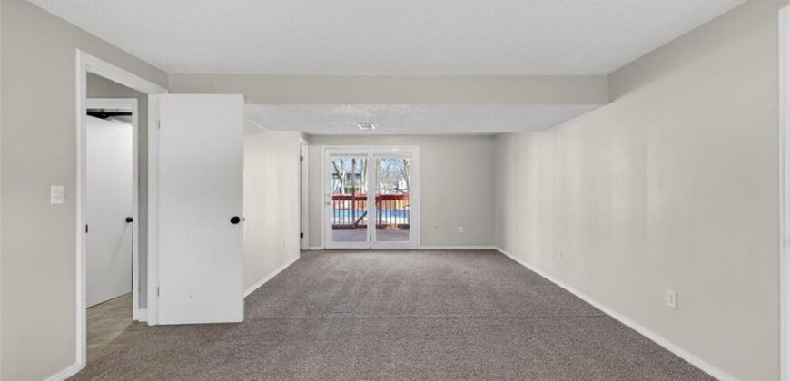 600 NE 114th Street, Kansas City, MO 64155