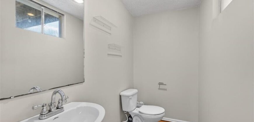 600 NE 114th Street, Kansas City, MO 64155