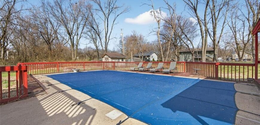 600 NE 114th Street, Kansas City, MO 64155