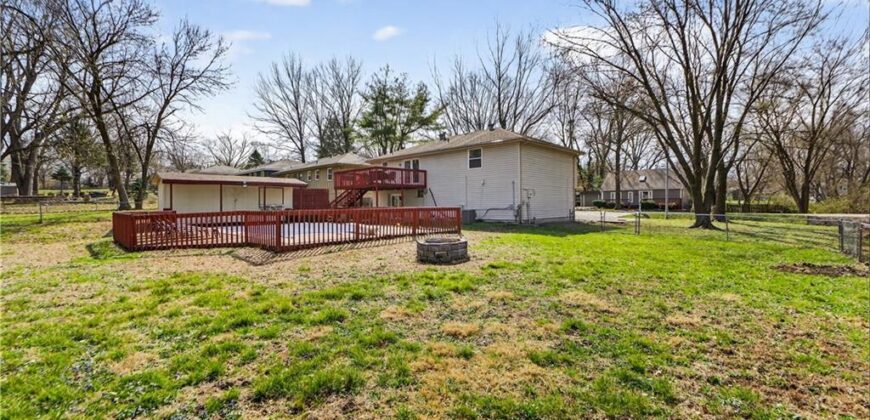 600 NE 114th Street, Kansas City, MO 64155