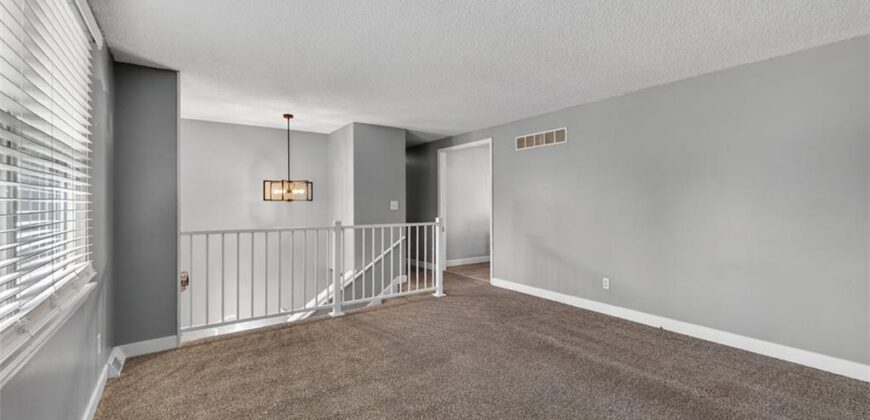 600 NE 114th Street, Kansas City, MO 64155