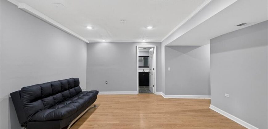 1016 NE 103RD Street, Kansas City, MO 64155