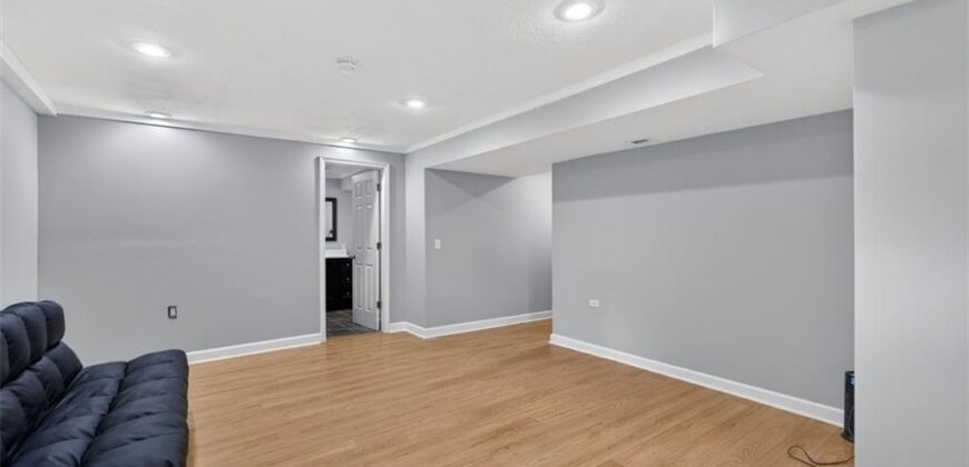 1016 NE 103RD Street, Kansas City, MO 64155