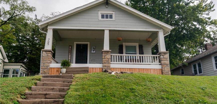 705 4th Street, Platte City, MO 64079