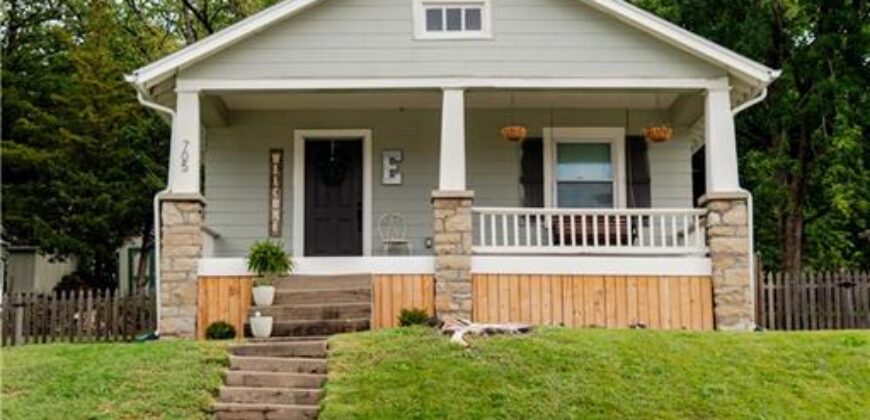 705 4th Street, Platte City, MO 64079