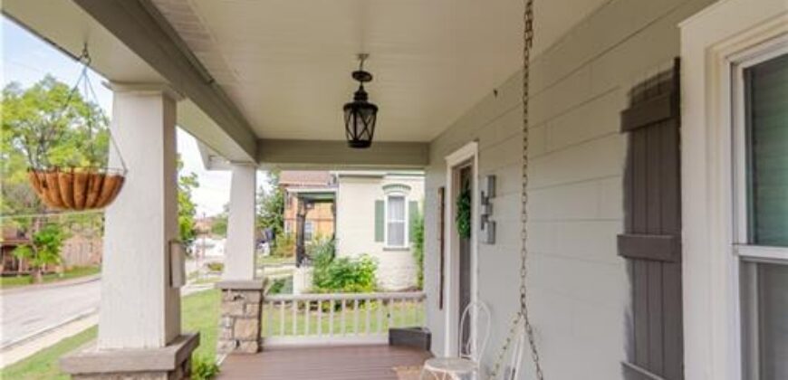 705 4th Street, Platte City, MO 64079