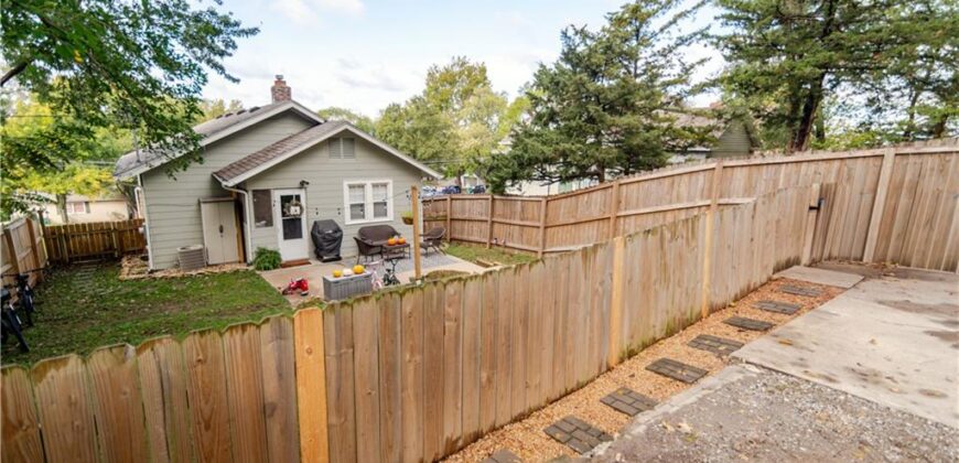 705 4th Street, Platte City, MO 64079