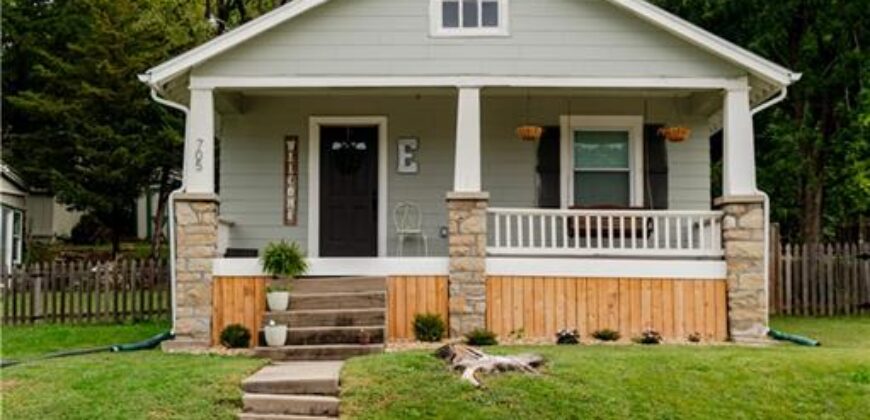 705 4th Street, Platte City, MO 64079