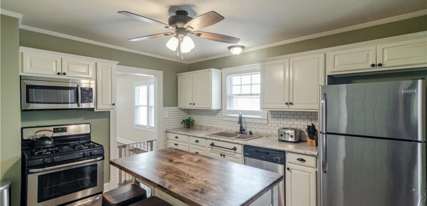 705 4th Street, Platte City, MO 64079