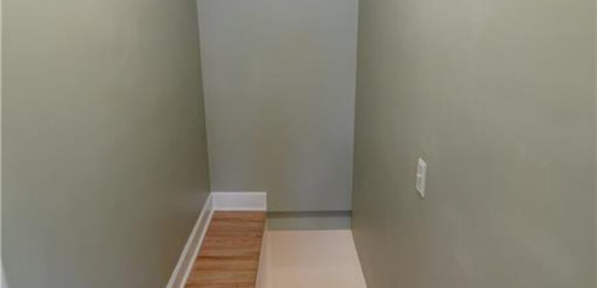 705 4th Street, Platte City, MO 64079