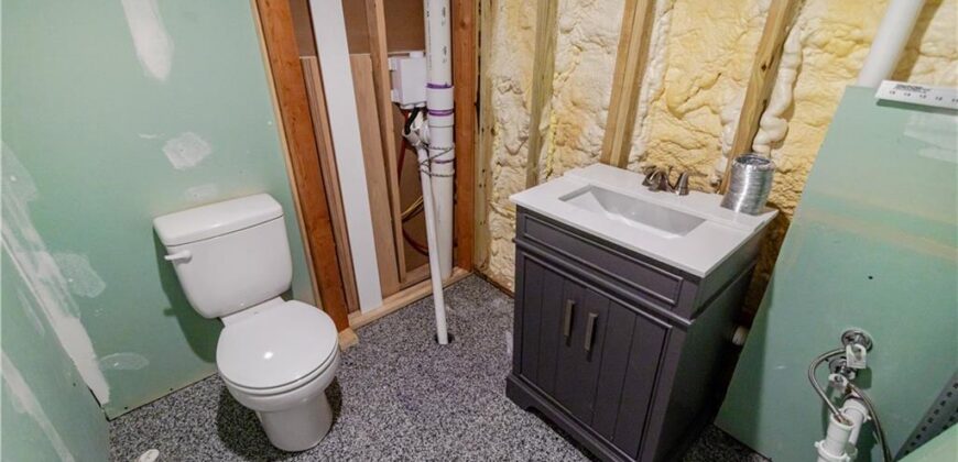 705 4th Street, Platte City, MO 64079