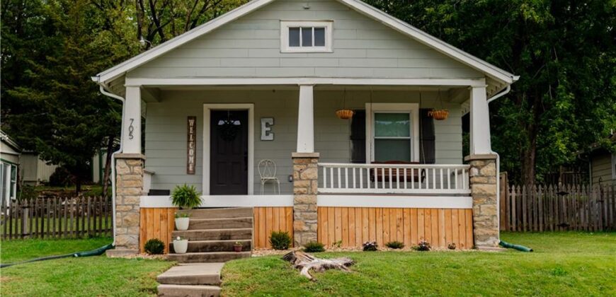 705 4th Street, Platte City, MO 64079