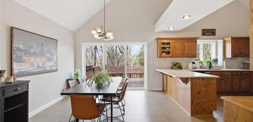 10806 NW 75th Terrace, Weatherby Lake, MO 64152