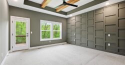 13446 Terrace Park Drive, Parkville, MO 64152