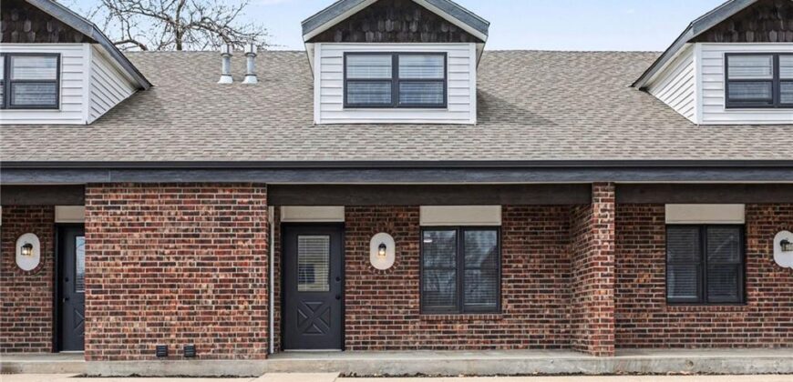 106C Smith Street, Smithville, MO 64089