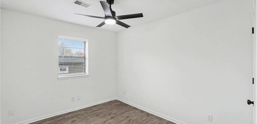 106C Smith Street, Smithville, MO 64089