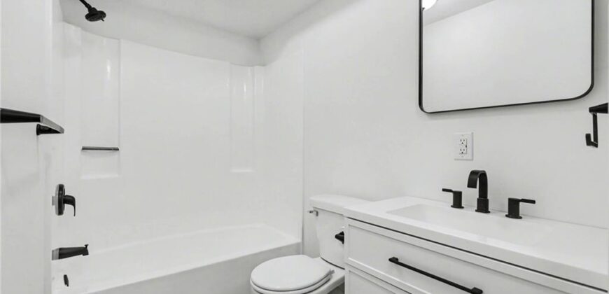 106C Smith Street, Smithville, MO 64089