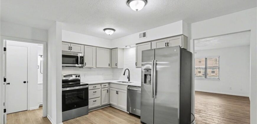 106B Smith Street, Smithville, MO 64089