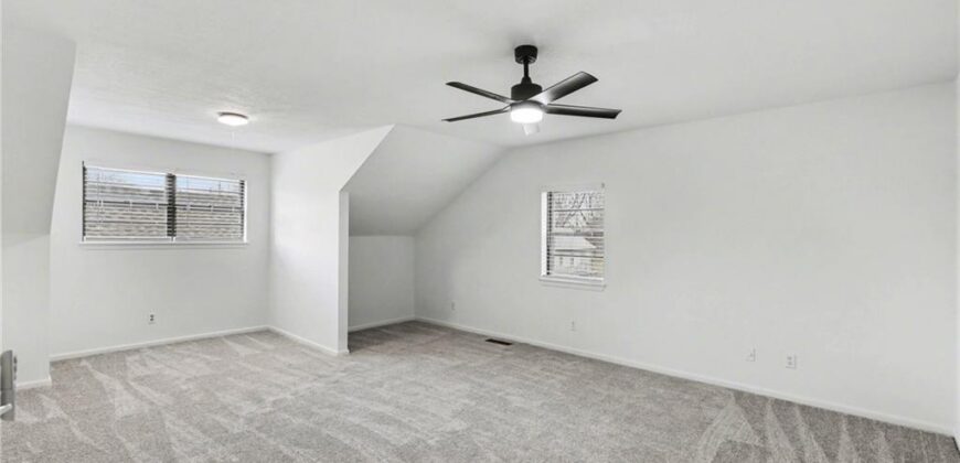 106A Smith Street, Smithville, MO 64089