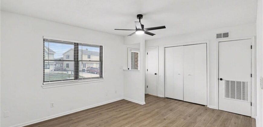 106A Smith Street, Smithville, MO 64089