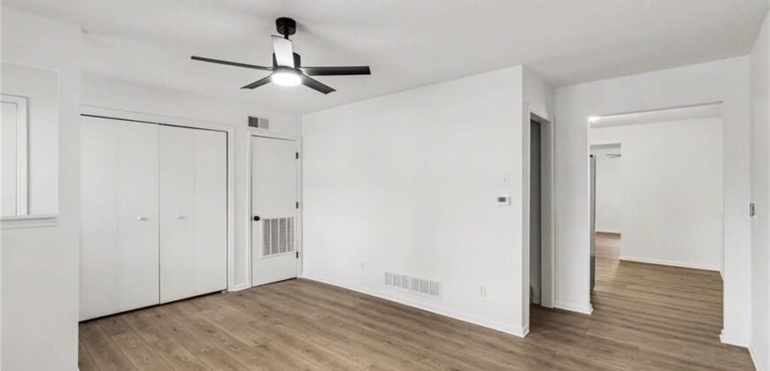 106A Smith Street, Smithville, MO 64089