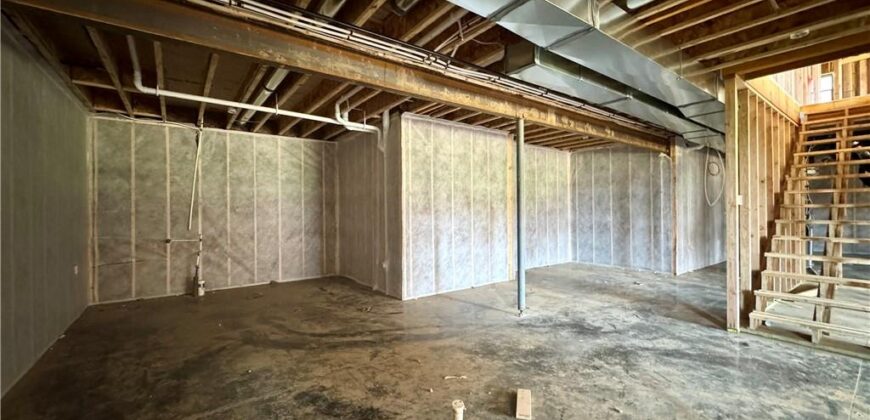7605 NE 103rd Terrace, Kansas City, MO 64157