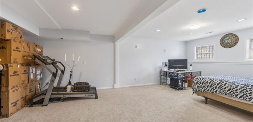 4115 N Troost Avenue, Kansas City, MO 64116