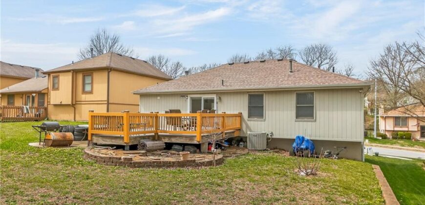 4115 N Troost Avenue, Kansas City, MO 64116